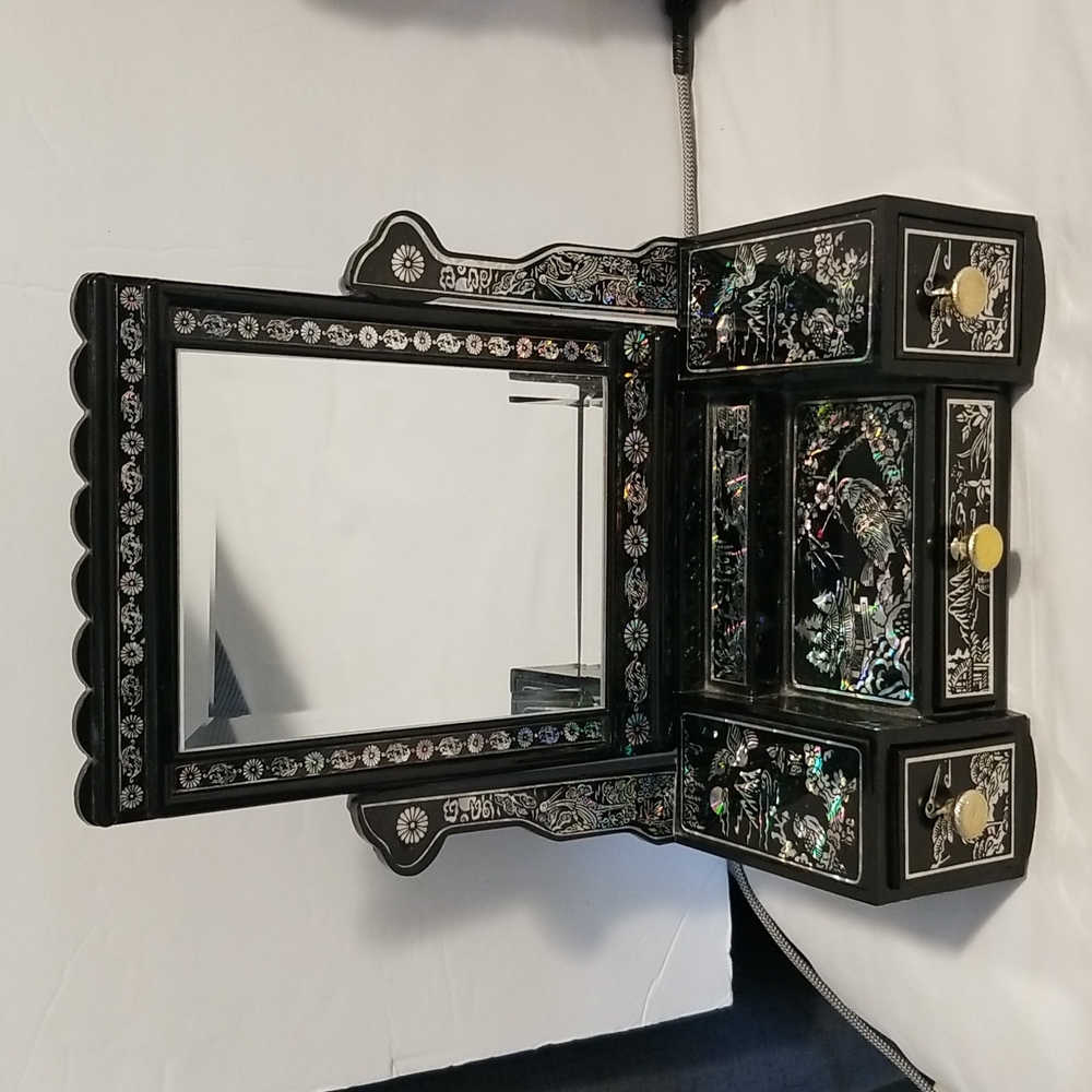 Vintage Black Jewelry Organizer with Iridescent shimmer - Picture 2 of 16
